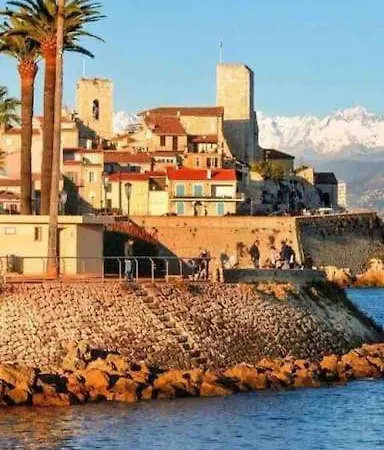 Charme & Authenticite Au Coeur De La Vieille * Antibes